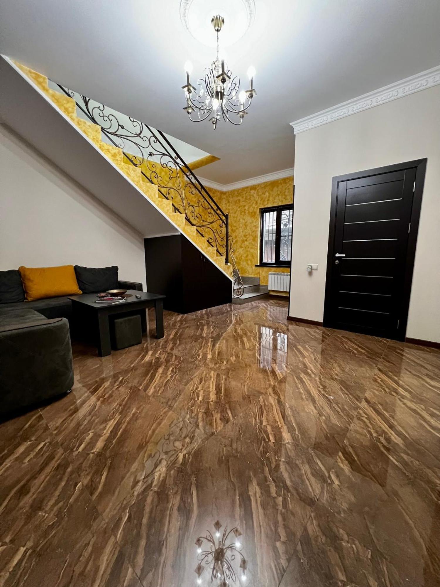 New , Comfortable 3 Bedroom House Erivan Dış mekan fotoğraf