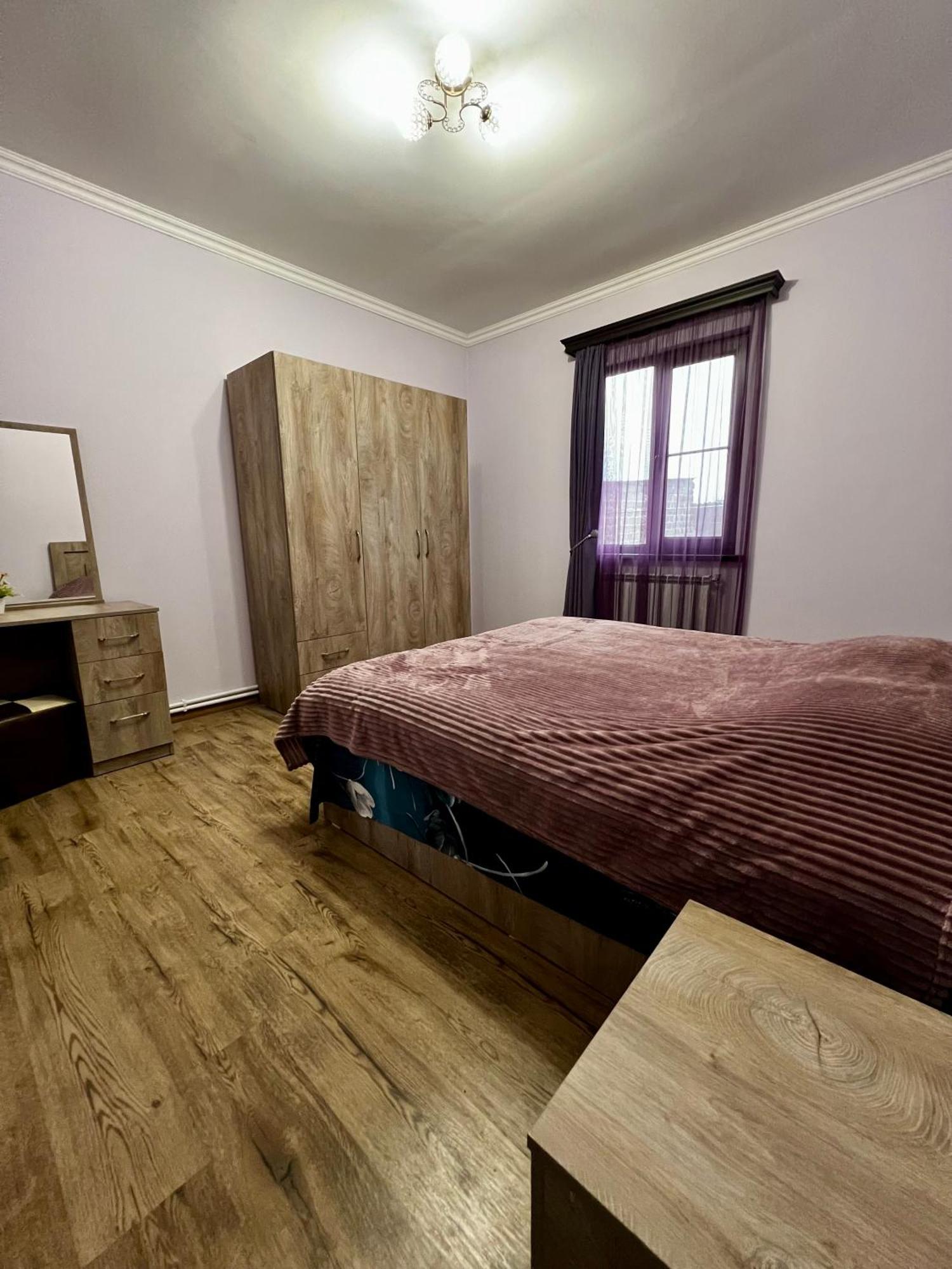 New , Comfortable 3 Bedroom House Erivan Dış mekan fotoğraf