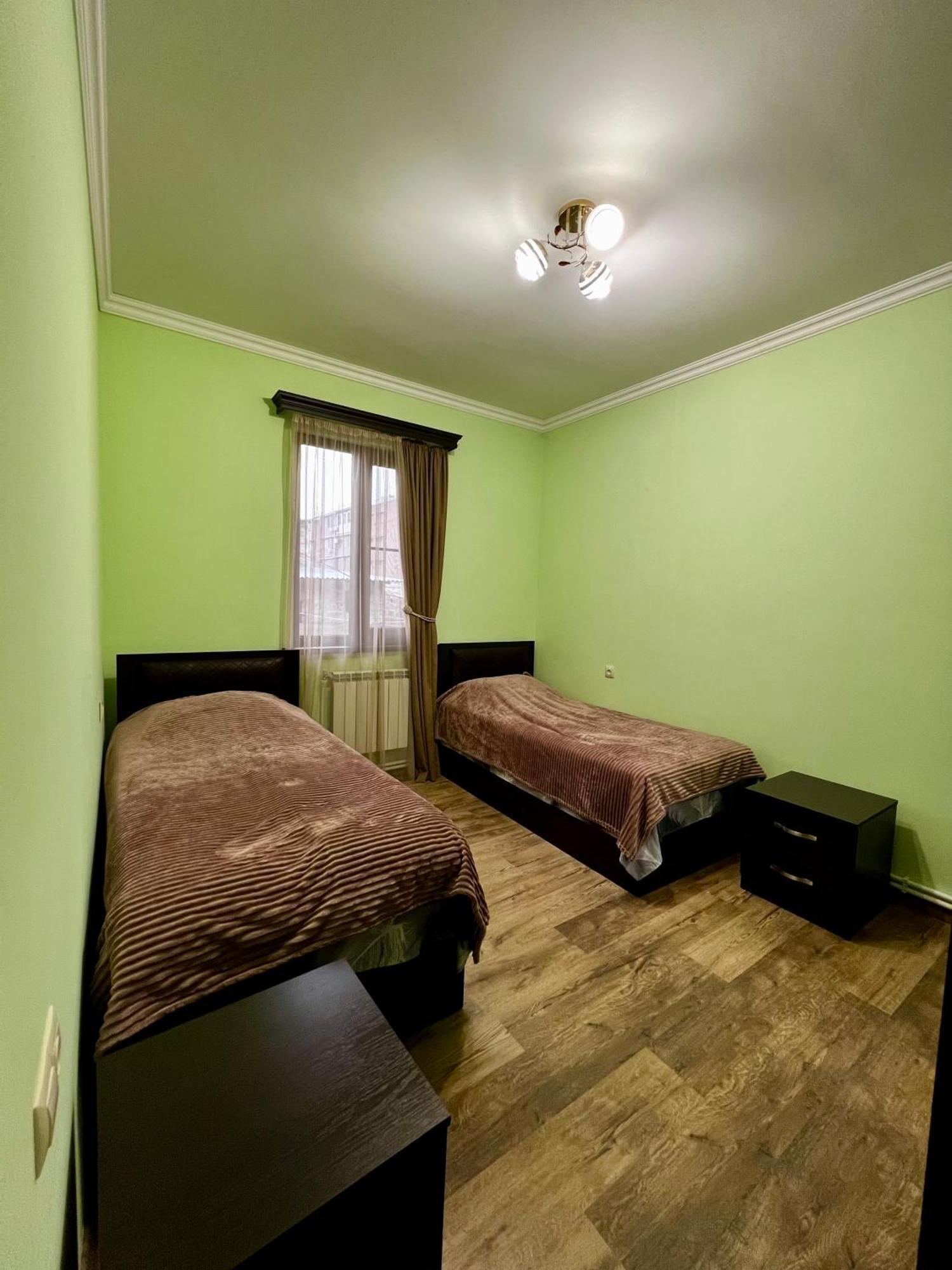 New , Comfortable 3 Bedroom House Erivan Dış mekan fotoğraf
